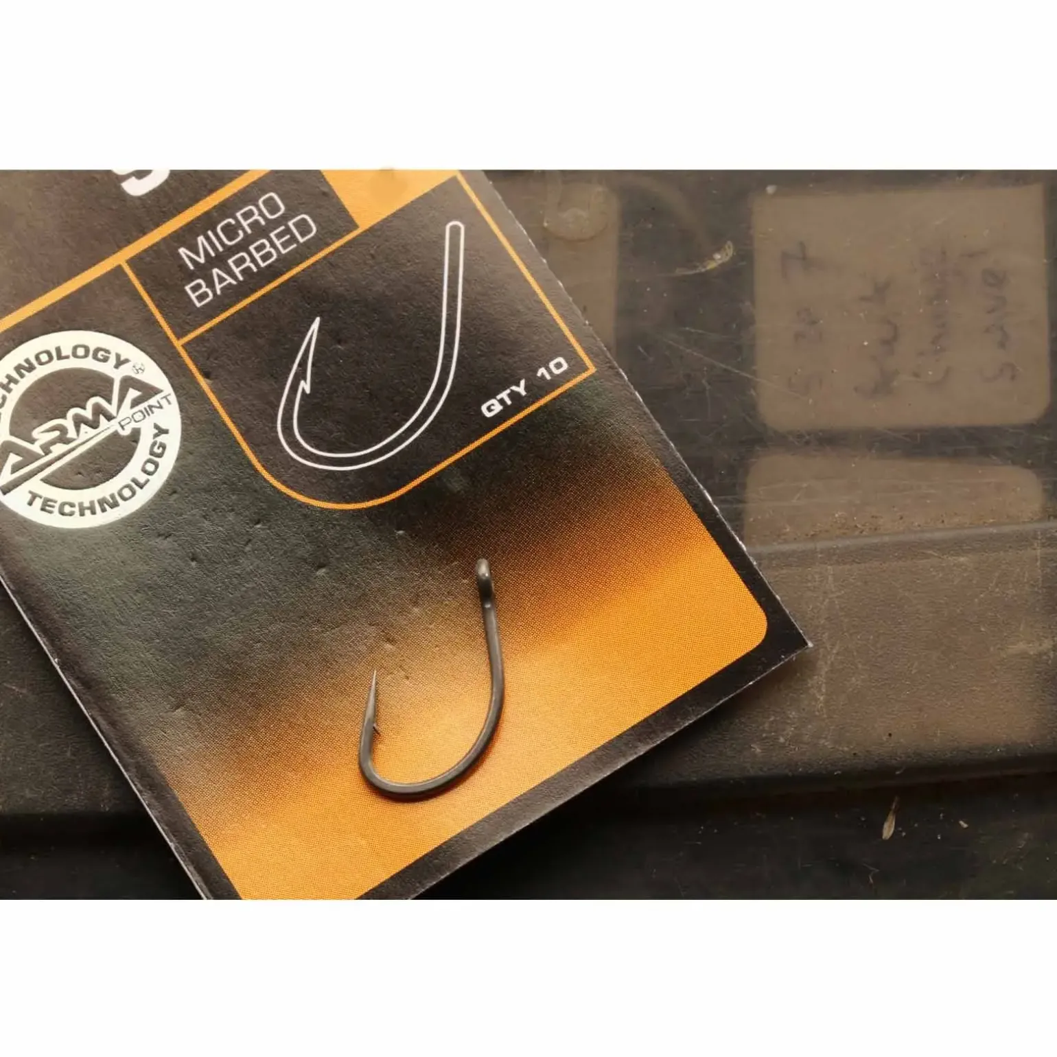 Fox Edges Armapoint Curve Shank Short Size 2 Karpfenhaken