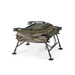 Nash Indulgence HD40 Sleep System 8 Legs Camo Bedchair Angelliege